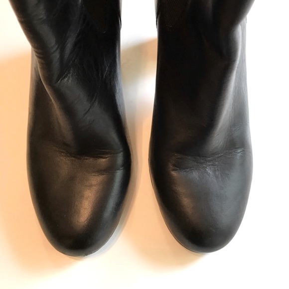 Tahari Garnet Black Leather Ankle Bootie Women’s Size 8 - Picture 3 of 7